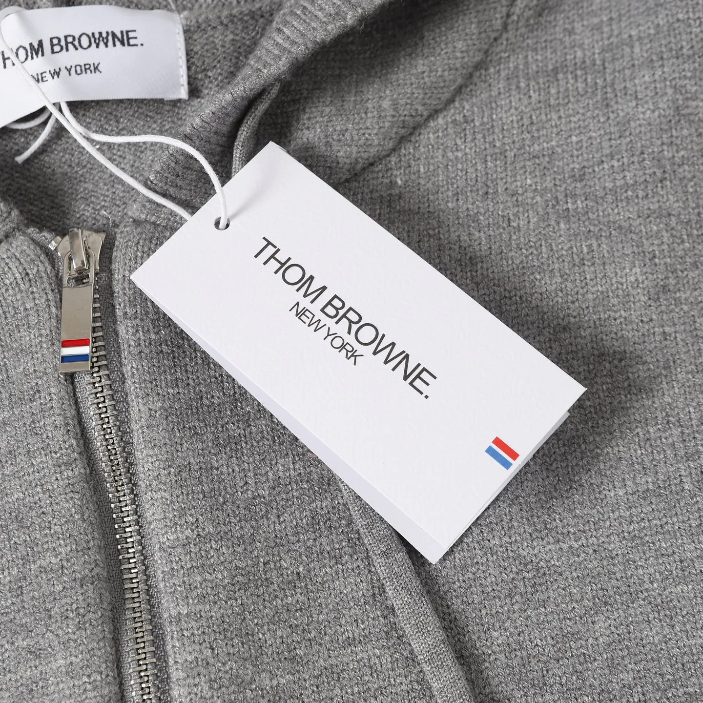（ 1:1Original Quality) TB THOM BROWNE .TB TB Breathable Same Style ：Navy Blue /Gray Size：1/2/3/4